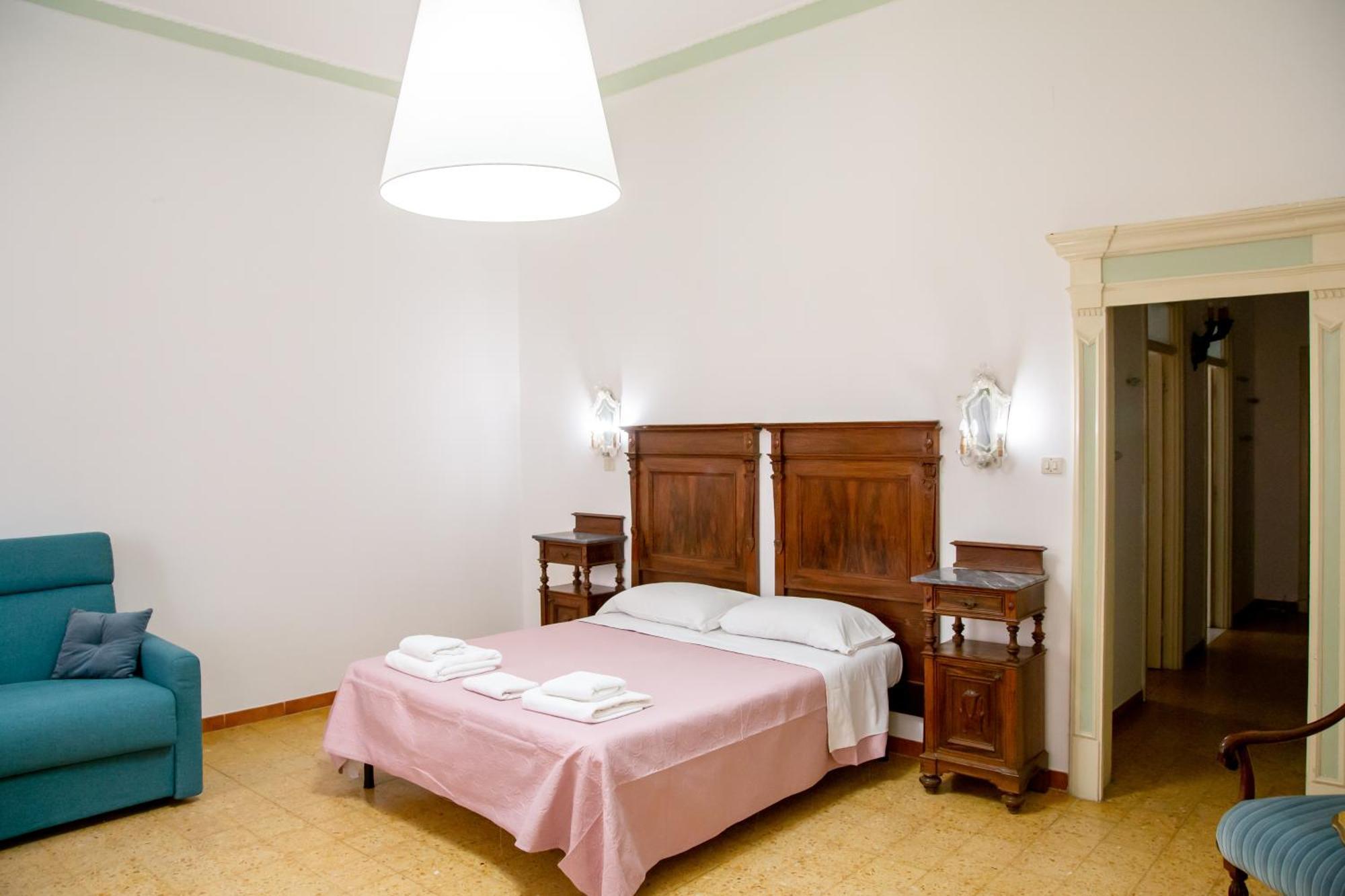 Honore De Balzac Alghero Exterior photo